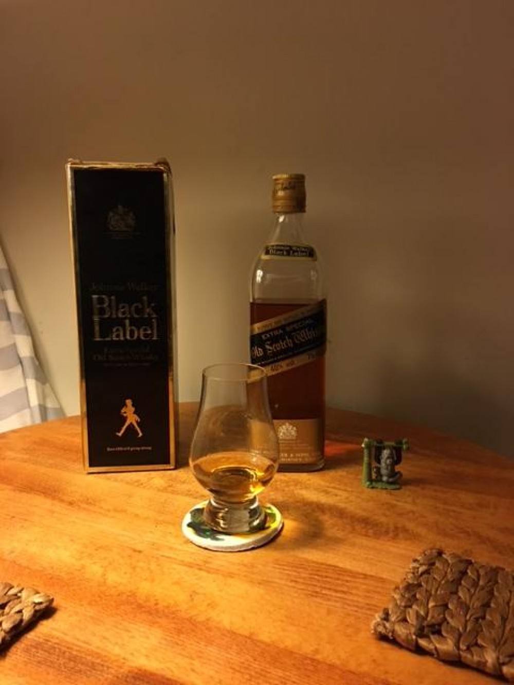 Johnnie Walker Red Label Reviews - Whisky Connosr