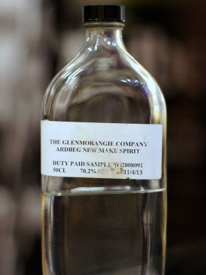 Ardbeg New Make 08/03/10 69,1% ABV WH007829