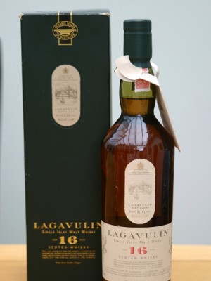 Lagavulin 16 Year Old White Horse Distillers