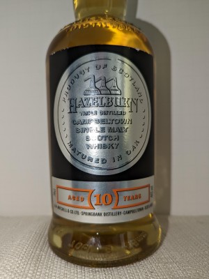 Hazelburn Triple Distilled Aged 10 Years / Bottle Code 08.10.21 21/157 / ABV 46% / 700ml